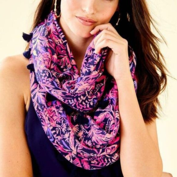Lilly Pulitzer Accessories - Lilly Pulitzer Resort Infinity Loop Scarf
